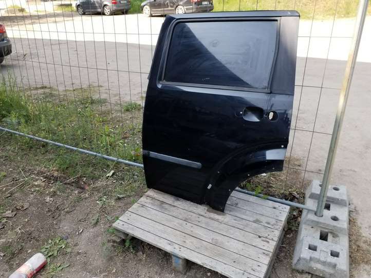 Dodge Nitro (2006 - 2011)   Задняя дверь