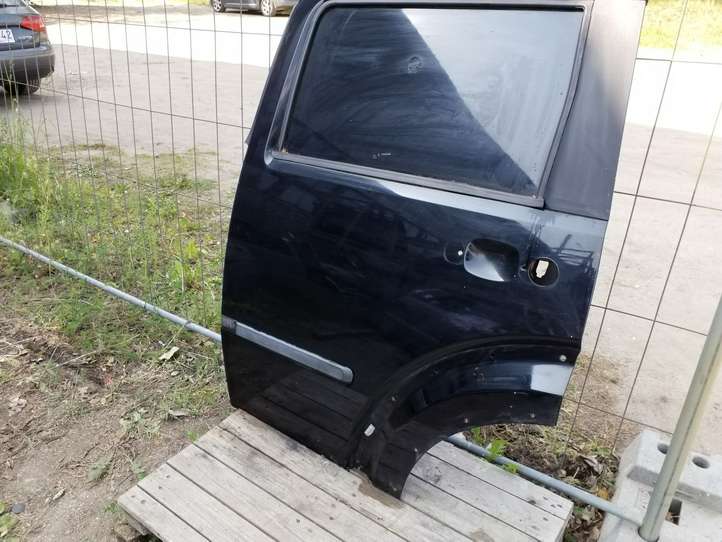 Dodge Nitro (2006 - 2011)   Задняя дверь