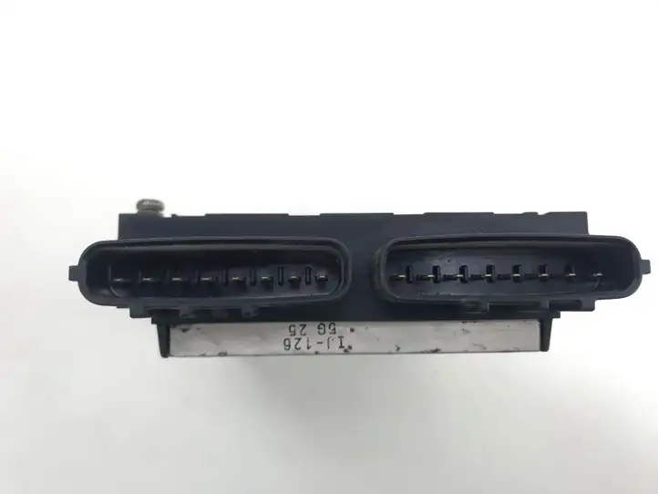 Toyota Corolla Verso E121 (2004 - 2007) 8987120050 Блок управления форсунками — фото 2