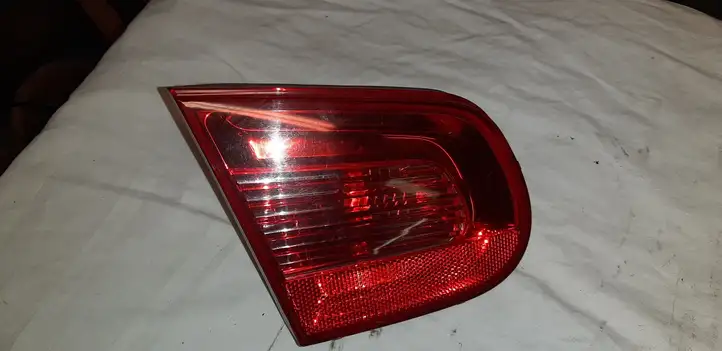 Volkswagen Eos (2006 - 2010) 009247020122 Задний фонарь в крышке багажника — фото 1