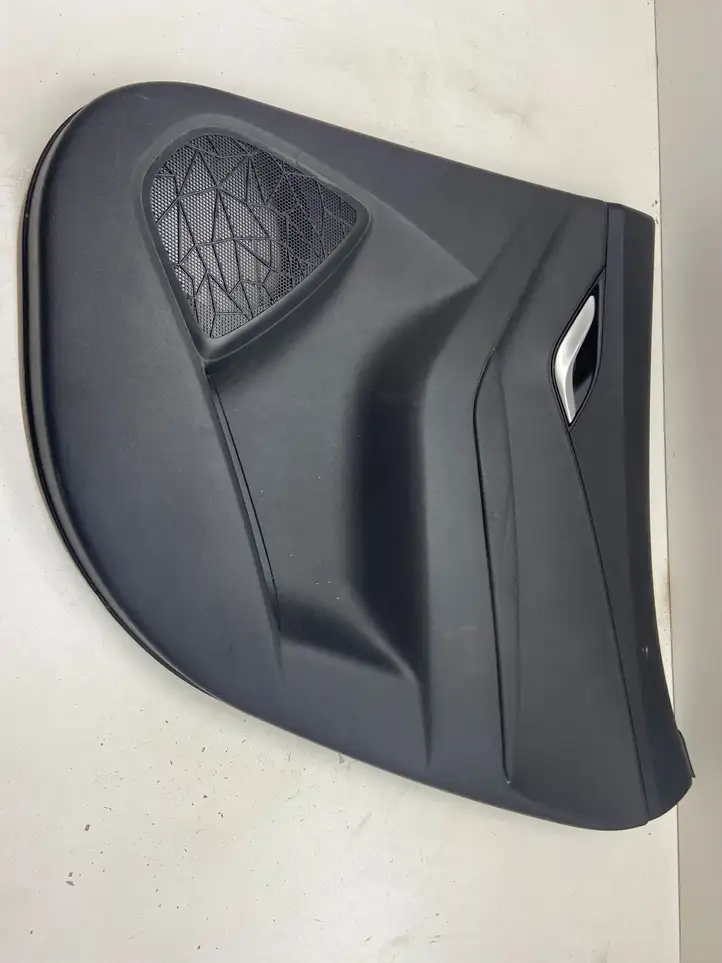 Hyundai ix20 (2015 - 2019) 833601K010 Обшивка задней двери — фото 1