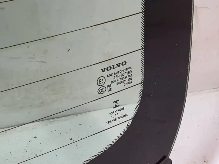 Volvo S90, V90 (2016 - 2020) 31651600 Заднее стекло — фото 4