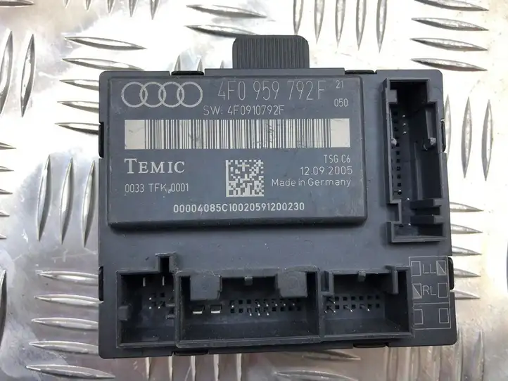 Audi A6 S6 C6 4F (2004 - 2008) 4F0959792F Блок управления дверью — фото 2