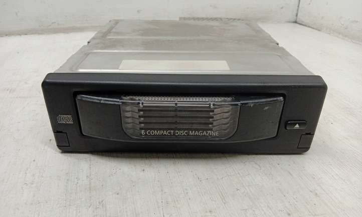 BMW 5 E60 E61 (2004 - 2010)  6941416 CD/DVD чейнджер