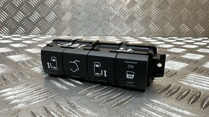 Chrysler Grand Voyager V (2010 - 2016) P04602579AB Кнопка открытия боковых дверей — фото 5