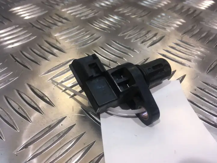 Mazda 3 I (2006 - 2009) J5T30571 Датчик распредвала — фото 3