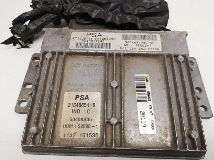 Citroen Xsara Picasso (1999 - 2012) 9645027280 Блок управления двигателем (ЭБУ) — фото 2
