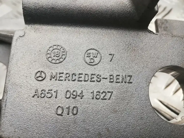 Mercedes-Benz GLC X253/C253 (2015 - ) A6510941627 Кронштейн воздушного фильтра — фото 5