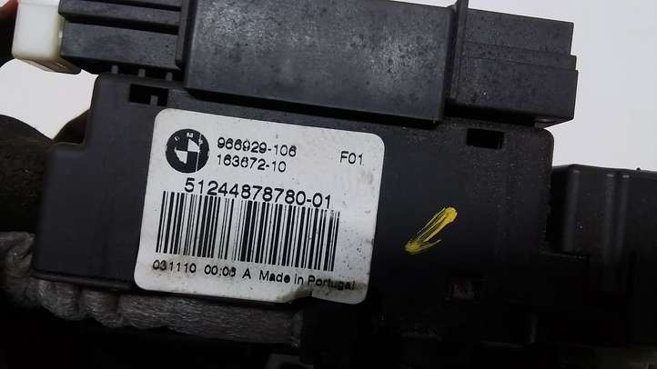 BMW 7 F01 F02 F03 F04 (2008 - 2016)  7191213 Притягиватель задней крышки