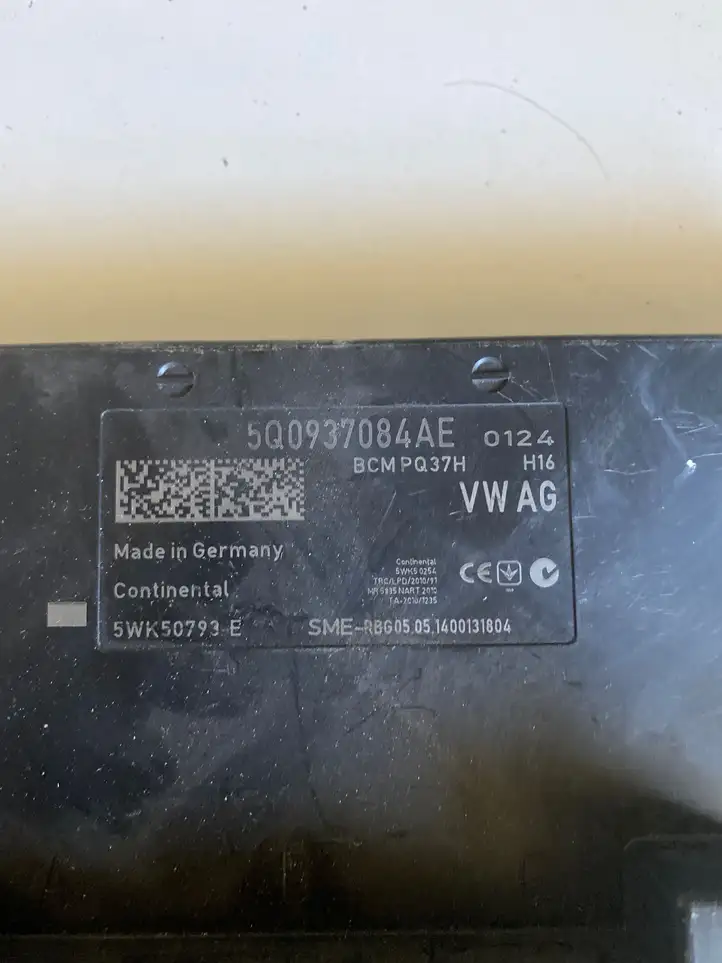 Volkswagen Golf VII (2013 - 2019) 5Q0937084AE Модуль комфорта — фото 3