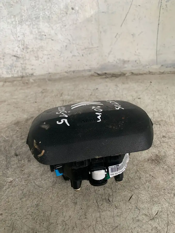 Citroen C4 Cactus (2017 - ) 98012181ZD Подушка безопасности руля — фото 1
