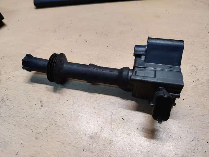 Citroen C3 Aircross (2017 - ) 9808653680 Катушка зажигания — фото 1