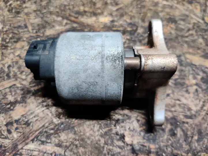 Cadillac DeVille (2001 - ) 12568582 Клапан EGR — фото 2
