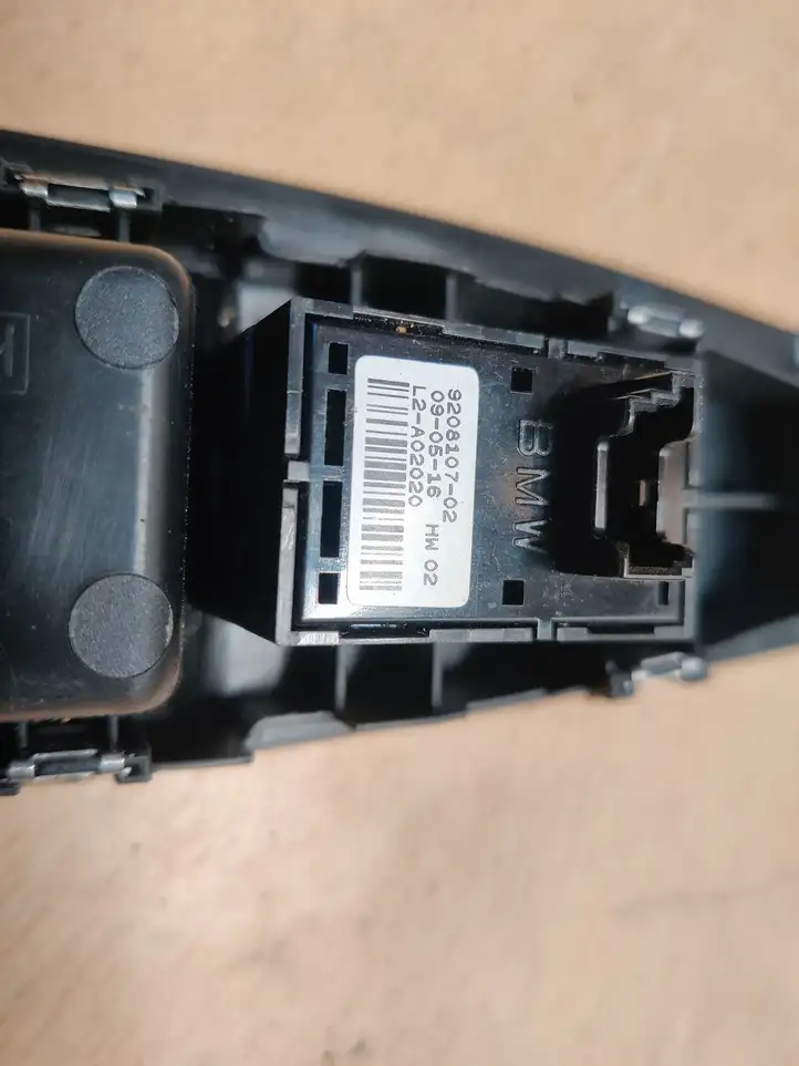 BMW 2 F45 (2014 - 2021) 9208107 Блок кнопок стеклоподъемников — фото 3