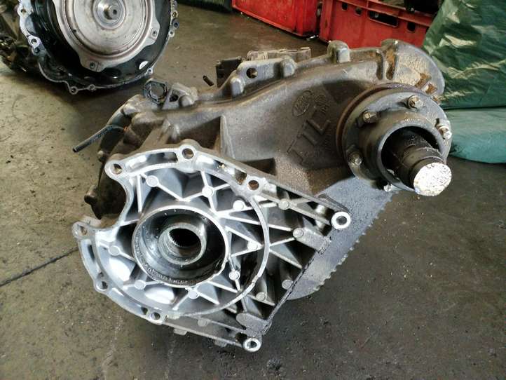 Land Rover Range Rover Sport (2005 - 2009)  IAB500243 Редуктор коробки передач (раздатка)