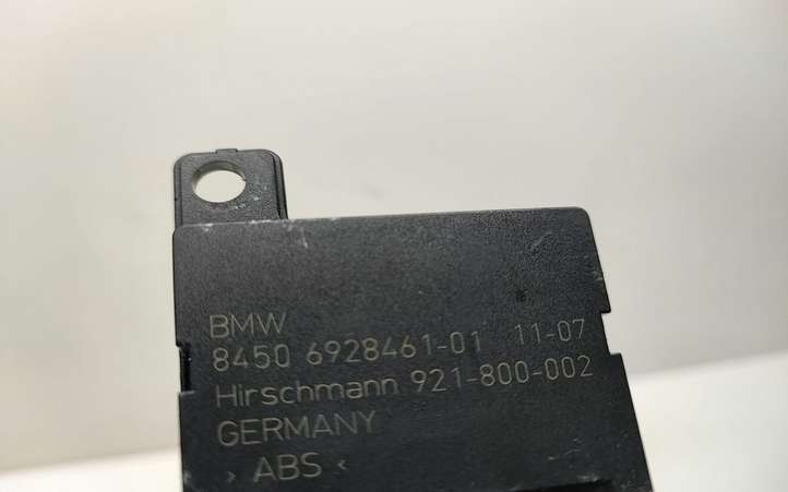 BMW X5 E70 (2006 - 2013)  6928461 Усилитель антенны