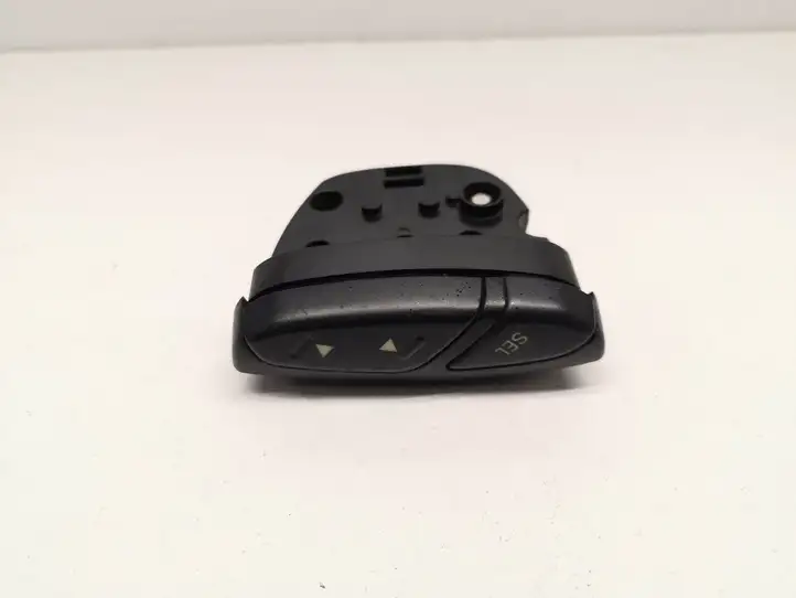 Toyota Avensis Verso (1995 - 2001) 8623013010 Мултифункционный включатель управления / ручка — фото 1