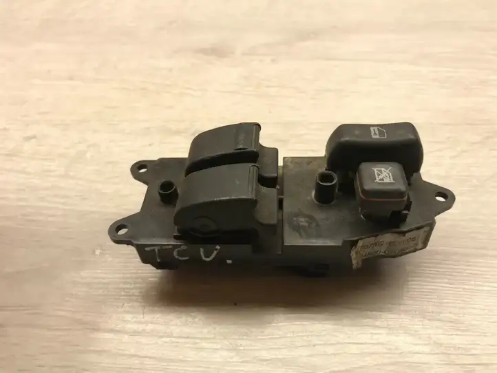 Toyota Corolla E120 E130 (2000 - 2004) 54355669D Кнопка стеклоподъемников — фото 1