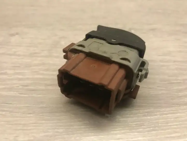 Renault Megane II (2002 - 2005) 220507A Кнопка стеклоподъемников — фото 2