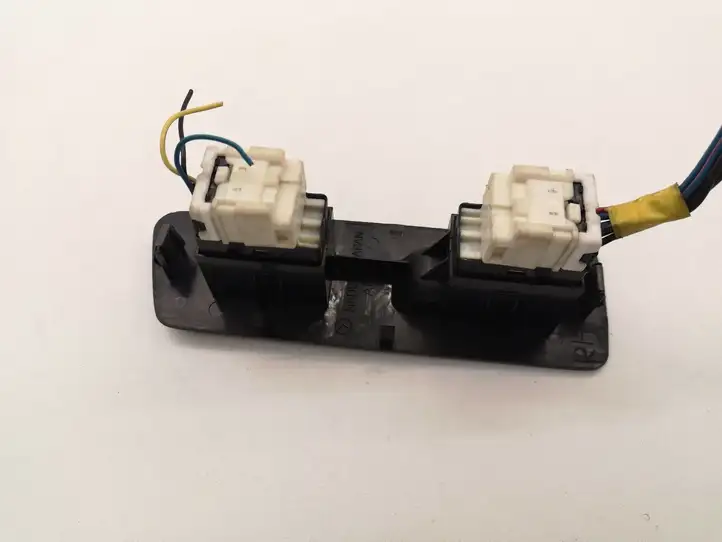 Subaru Forester SG (2003 - 2005) Кнопка стеклоподъемников — фото 2