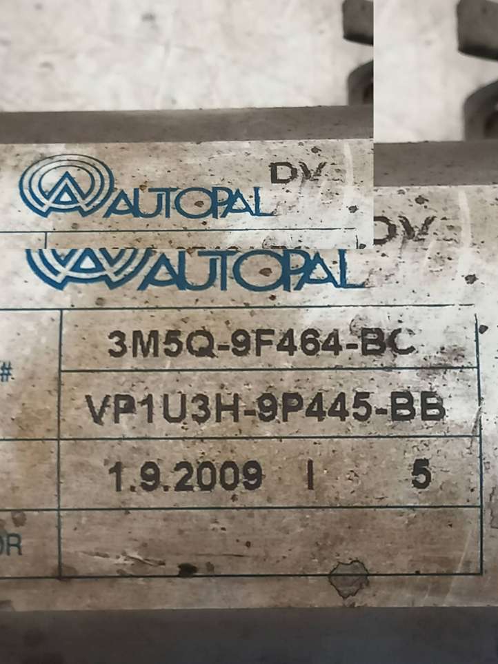 Volvo S40 (2007 - 2012)  3M5Q9F464BC Охладитель EGR