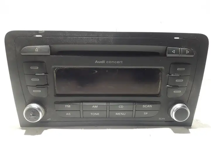 Audi A3/S3 8P (2004 - 2008) 8P0035186P Магнитола / мультимедийная система — фото 1