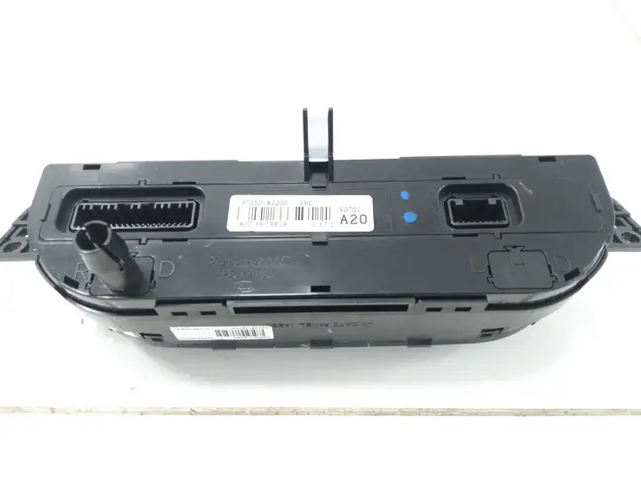 Kia Ceed (2012 - 2015) 97250A2XXX Блок управления кондиционером — фото 3