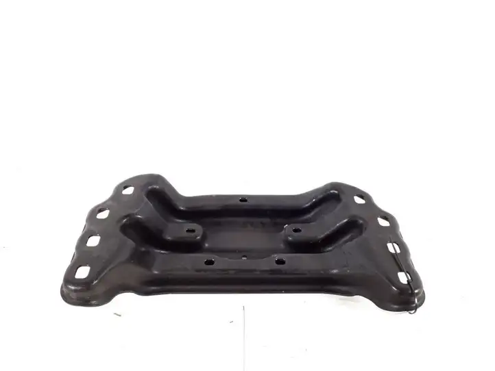Mercedes-Benz C W205 (2014 - 2021)  A2132401202 Кронштейн крепления коробки передач