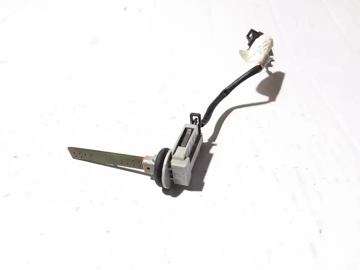 Porsche Cayenne (9PA) (2002 - 2010)  4B0820539 Датчик температуры салона