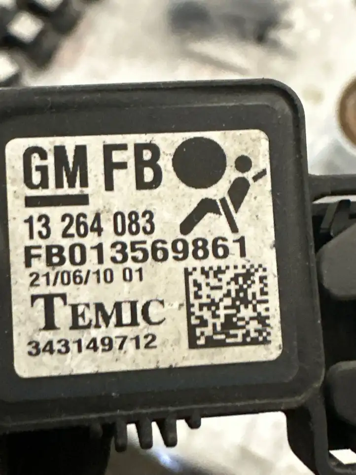 Opel Zafira B (2008 - 2014) 13264083 Датчик удара SRS — фото 2