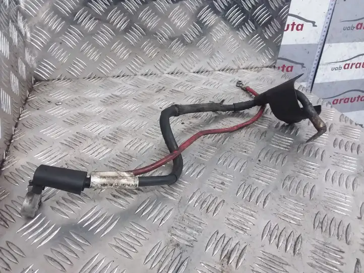 Volkswagen PASSAT B6 (2005 - 2010) 1K0971228L Плюсовой провод аккумулятора — фото 1