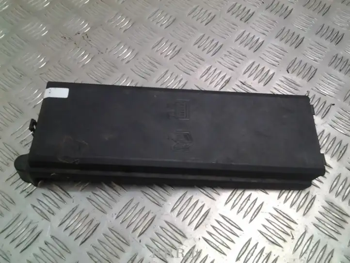 Land Rover Range Rover Sport L320 (2005 - 2009) 490000072 Крышка ящика предохранителей — фото 2