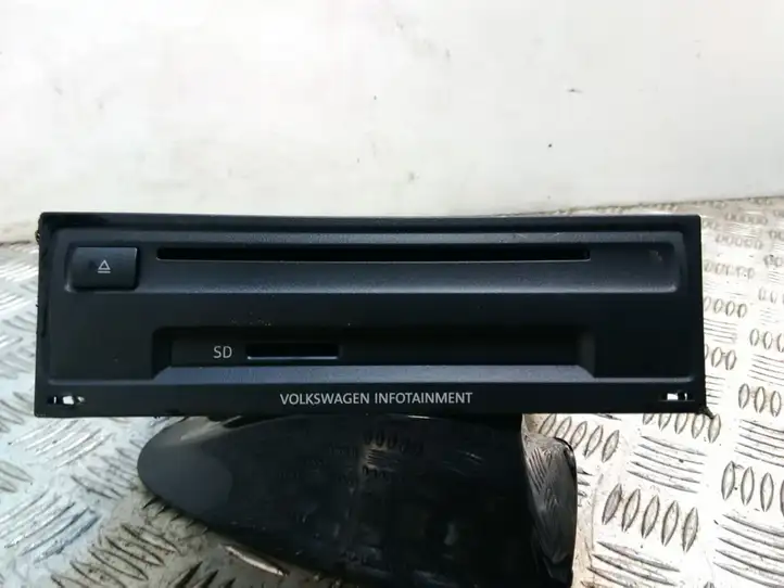 Volkswagen Golf VII (2013 - 2019) 5G0035820A Магнитола / мультимедийная система — фото 1