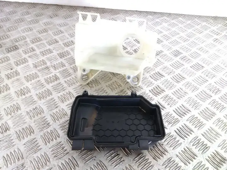 Mercedes-Benz C W205 (2014 - 2021)  A2055402428 Ящик предохранителей (комплект)