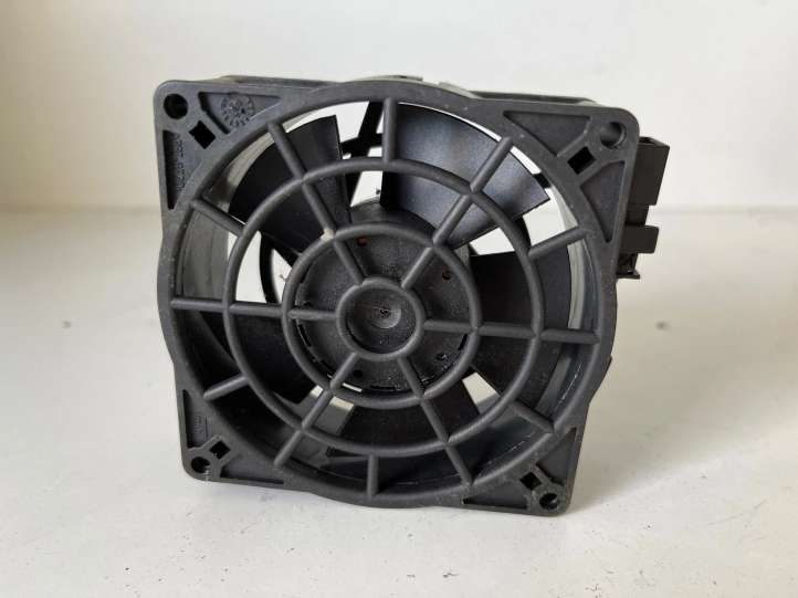 3D0963345 Volkswagen Phaeton Sėdynės ventiliatorius/ putikas