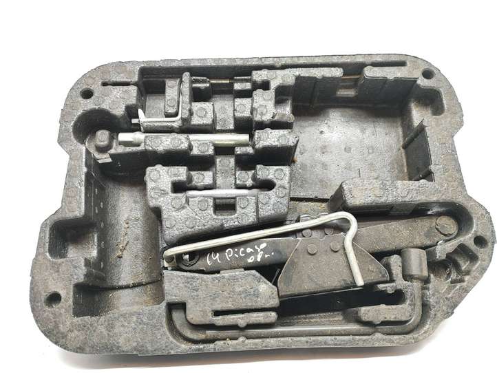Citroen C4 Picasso (2006 - 2013)  9681017280 Комплект инструментов