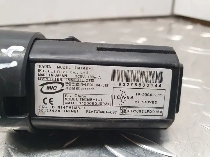 Lexus IS 220D-250-350 (2005 - 2010) 2005DJ0924 Включатель зажигания и стартера — фото 2