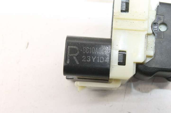 Mitsubishi Outlander (2007 - 2012)  8610A048 Кнопка крюка в багажнике