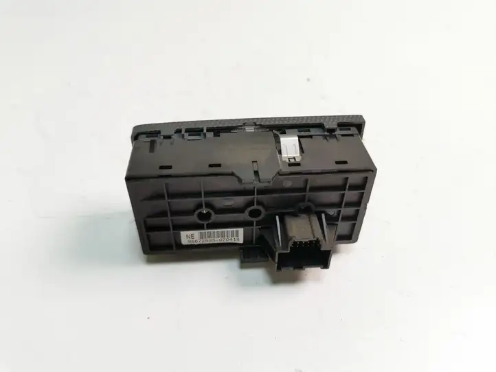 Opel Antara (2006 - 2011) 96672895070418 Включатель фонарей — фото 6