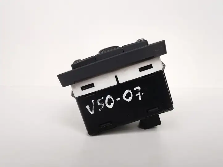 Volvo V50 (2004 - 2008) 1920630739298 Включатель фонарей — фото 5