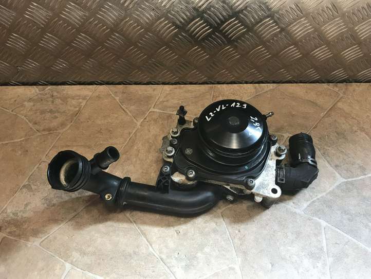 Mercedes-Benz C W204 (2007 - 2014)  013046804 Водяной насос