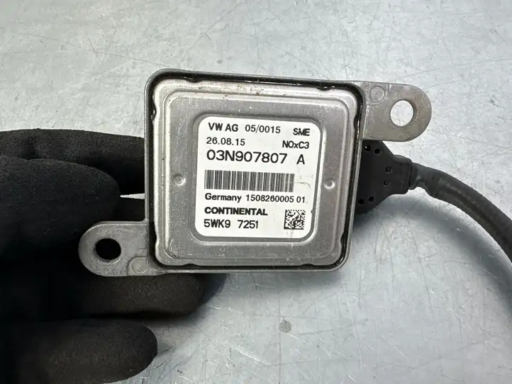 Volkswagen PASSAT B8 (2015 - ) 03N907807A Лямбда-зонд — фото 2
