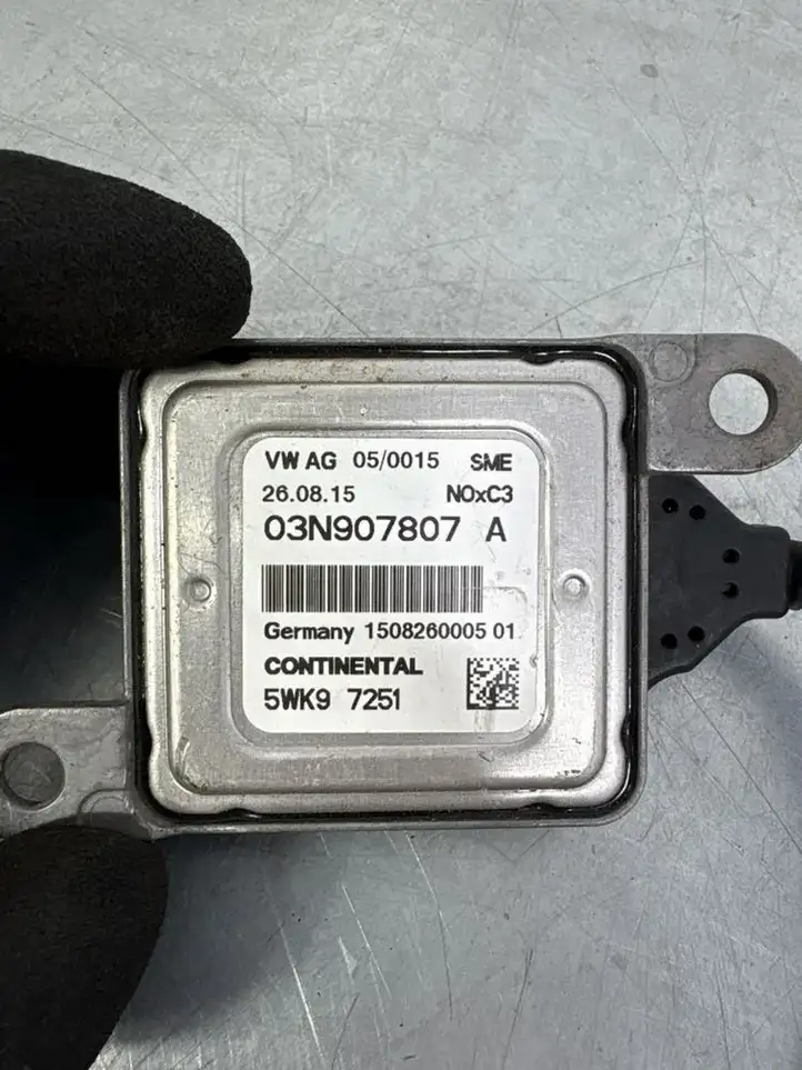 Volkswagen PASSAT B8 (2015 - ) 03N907807A Лямбда-зонд — фото 9
