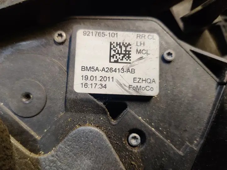 Ford Focus (2011 - 2015) 921765101 Замок задней двери — фото 3