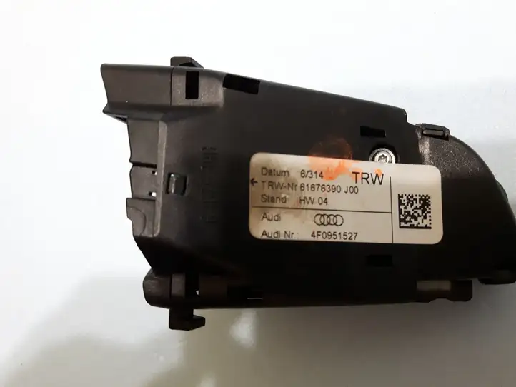Audi A6 Allroad C6 (2006 - 2008) 4F0951527 Кнопки на рулевом колесе — фото 2