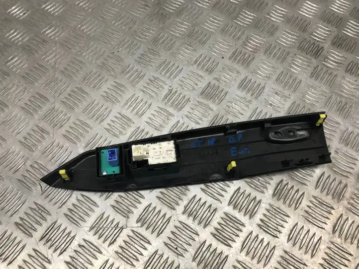 Lexus CT 200H (2013 - 2017) 7423176010 Кнопка стеклоподъемников — фото 6