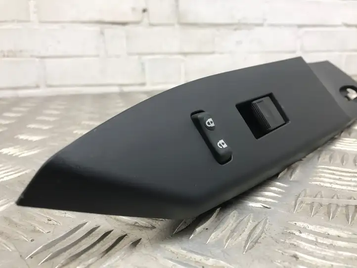 Lexus CT 200H (2010 - 2013) 7423176010 Кнопка стеклоподъемников — фото 2
