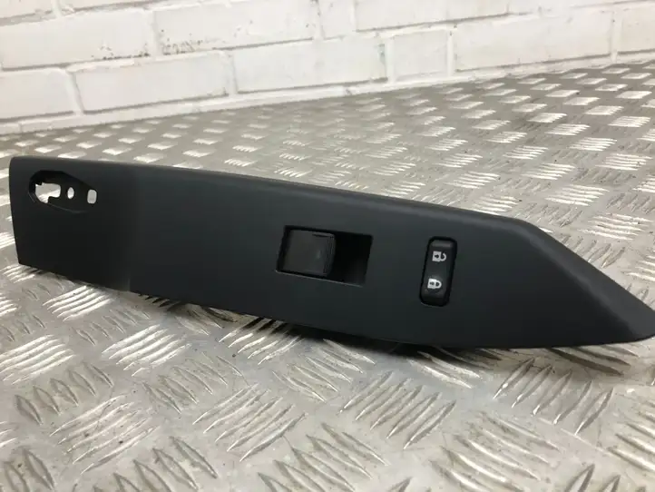Lexus CT 200H (2010 - 2013) 7423176010 Кнопка стеклоподъемников — фото 3