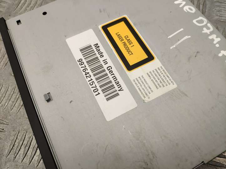 Porsche Cayenne (9PA) (2002 - 2010)  99764215701 CD/DVD чейнджер