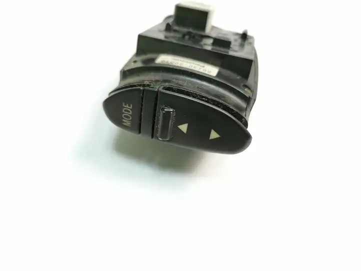 Toyota Avensis T220 (2000 - 2003) 8623020010 Мултифункционный включатель управления / ручка — фото 2